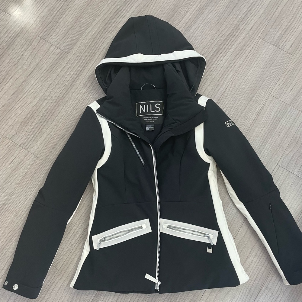 NILS waterproof jacket size 4